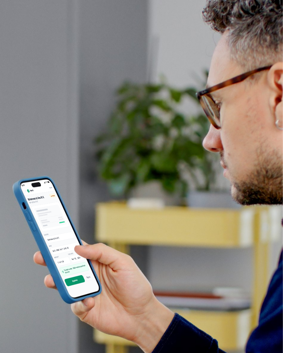 invrt app — invoice review screen on iPhone